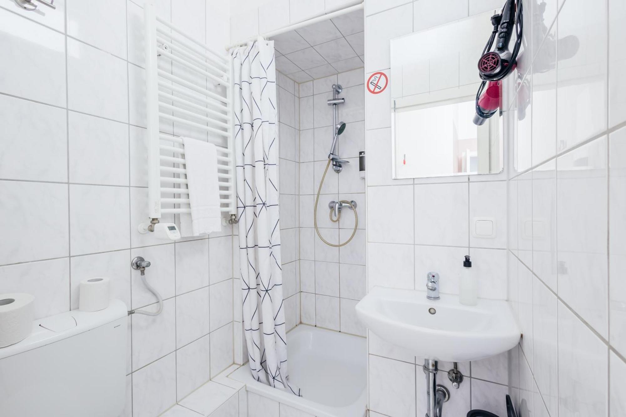 2-Room Apartment Hannover Esterno foto